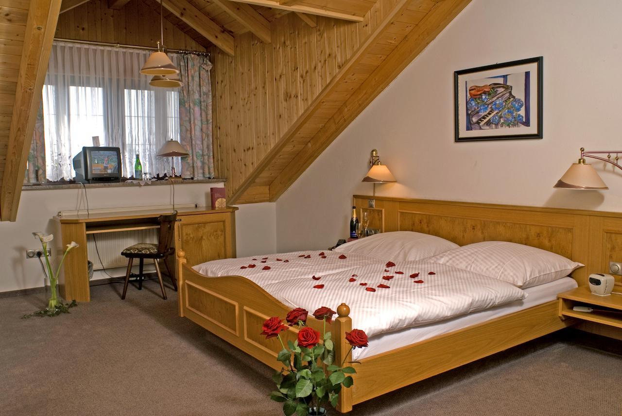 Hotel Zum Fischerwirt Baindlkirch Pokoj fotografie